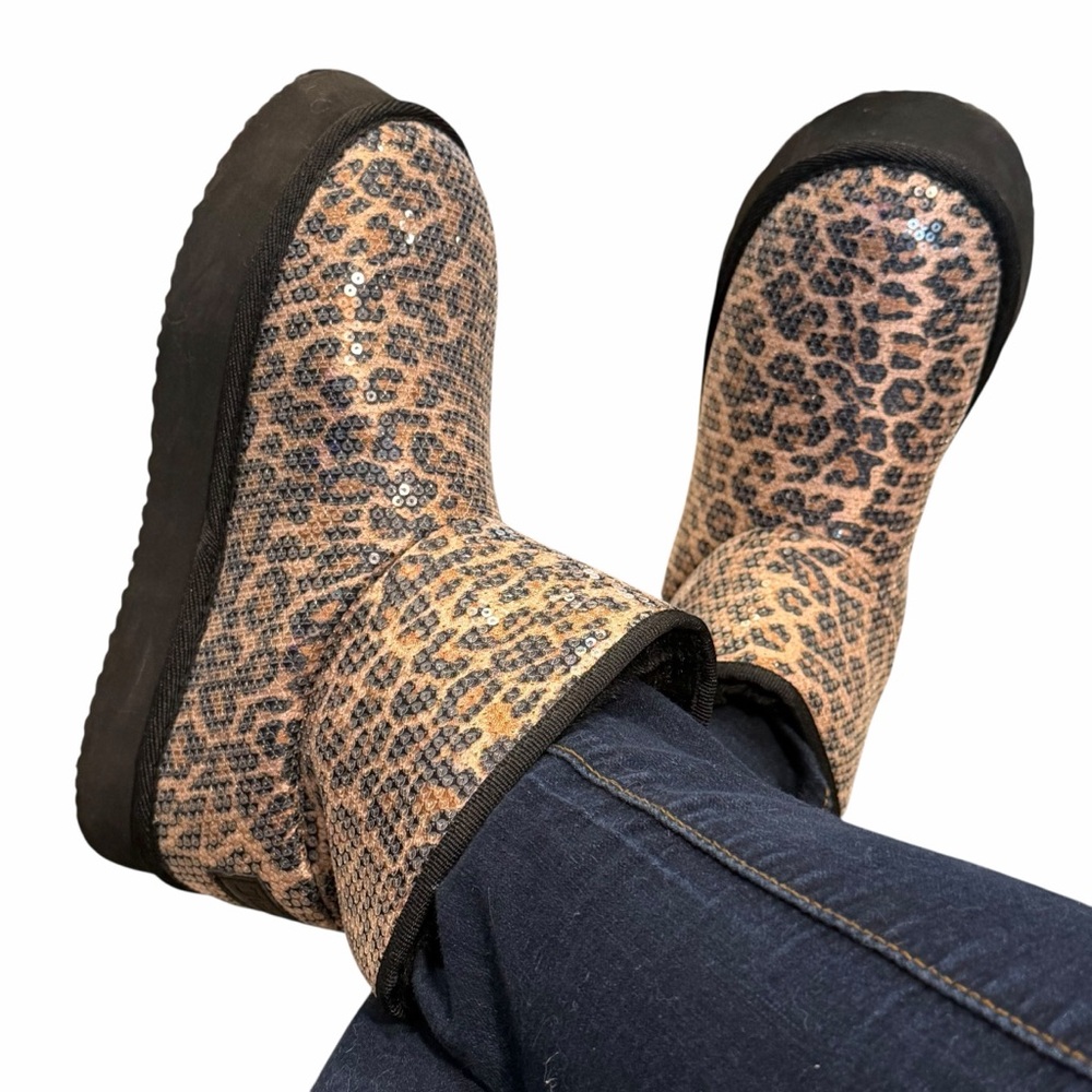 Juicy Couture O'CLOCK Leopard Sequin Platform Fur Lined Ankle Boots - Size 6